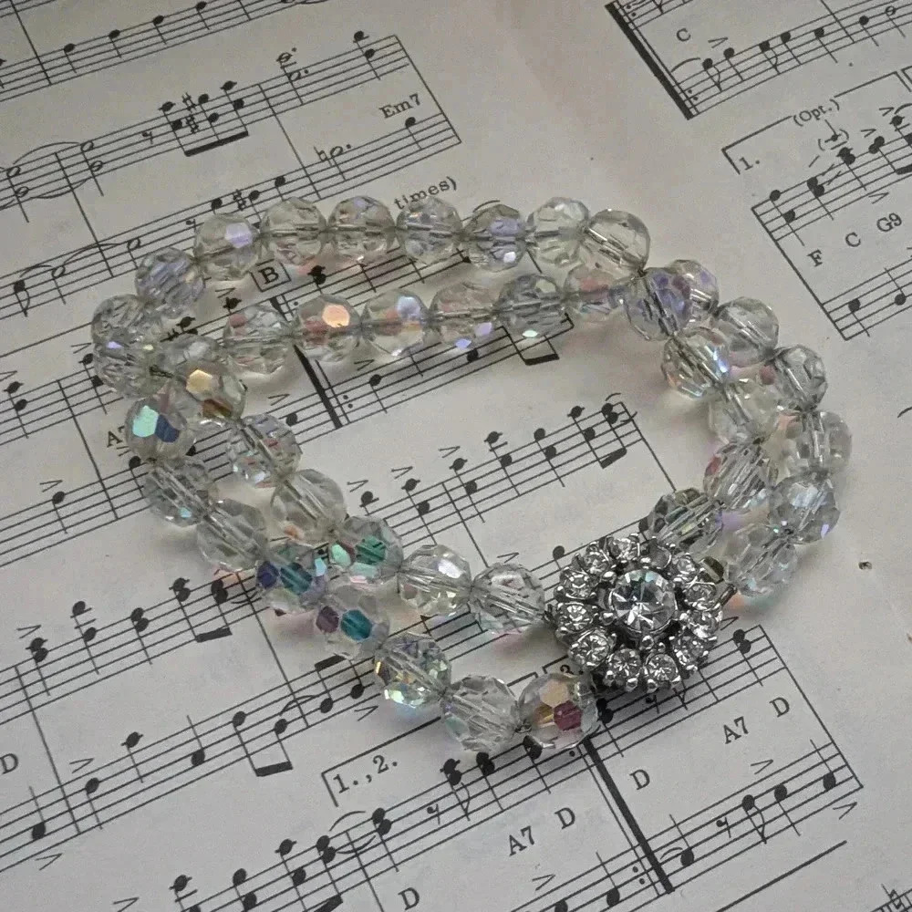 Elegant Crystal Beaded Necklace